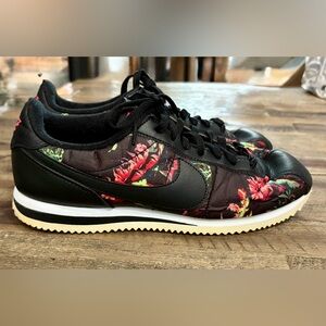 Men’s Nike Cortez Floral - size 10
